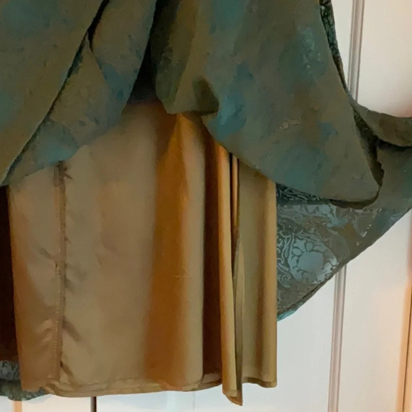 🩱Pretty Coldwater Creek Beautiful ALine Skirt Lace Overlay w/a little Shimmer🩱 - Picture 6 of 12